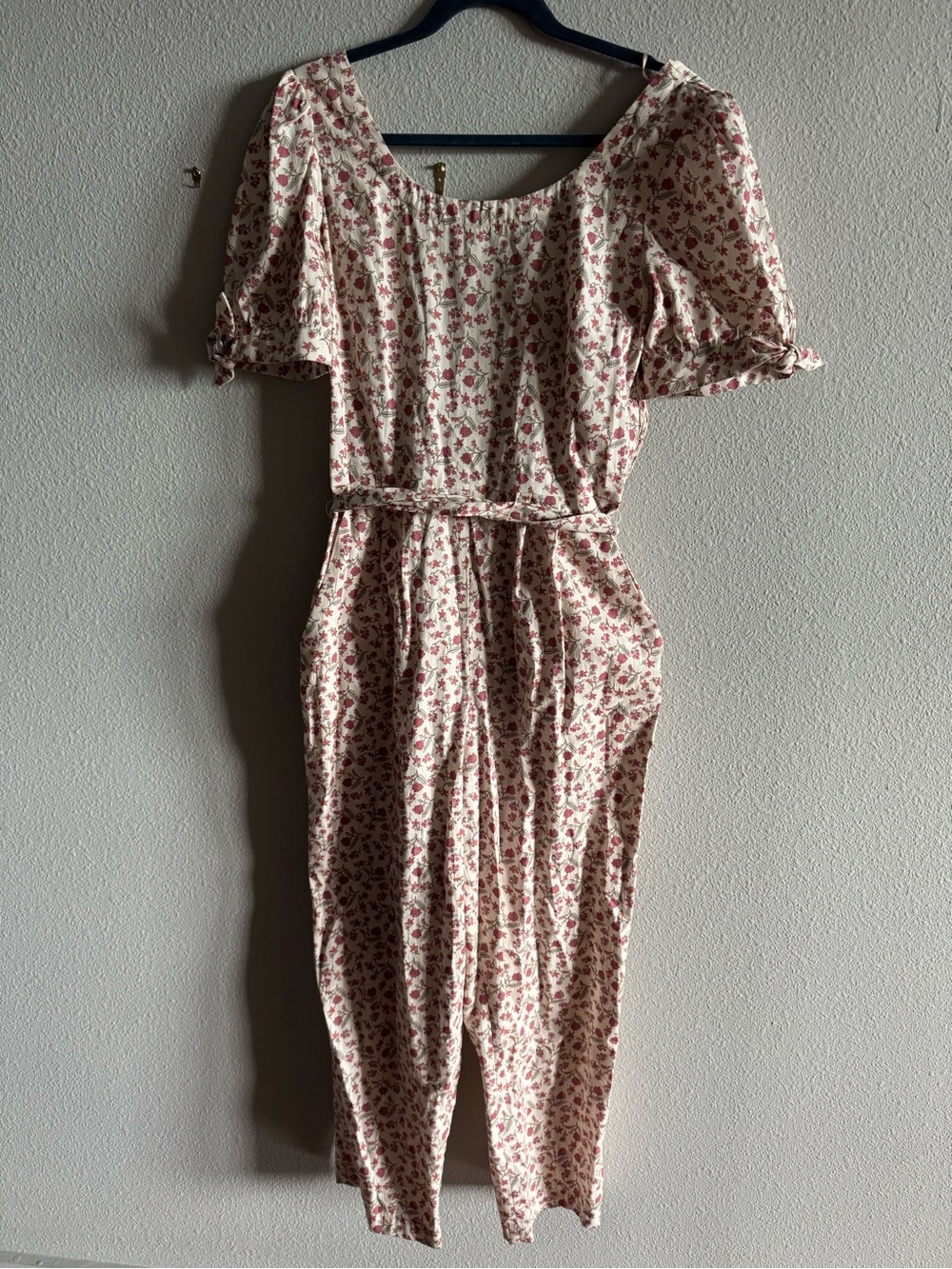 Gal Meets Glam Floral Jumpsuit